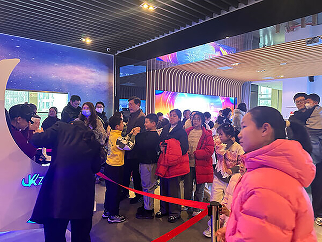 高郵市委書記田醒民考察由我公司承建的高郵科技館項(xiàng)目(圖5)